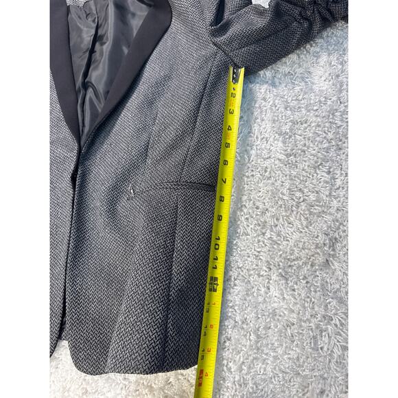 Tahari women’s Gray Blazer Not h Lapel - Picture 7 of 10